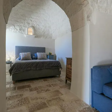 בית נופש Trulli Borgo With Sauna In Valle D'itria אוסטוני